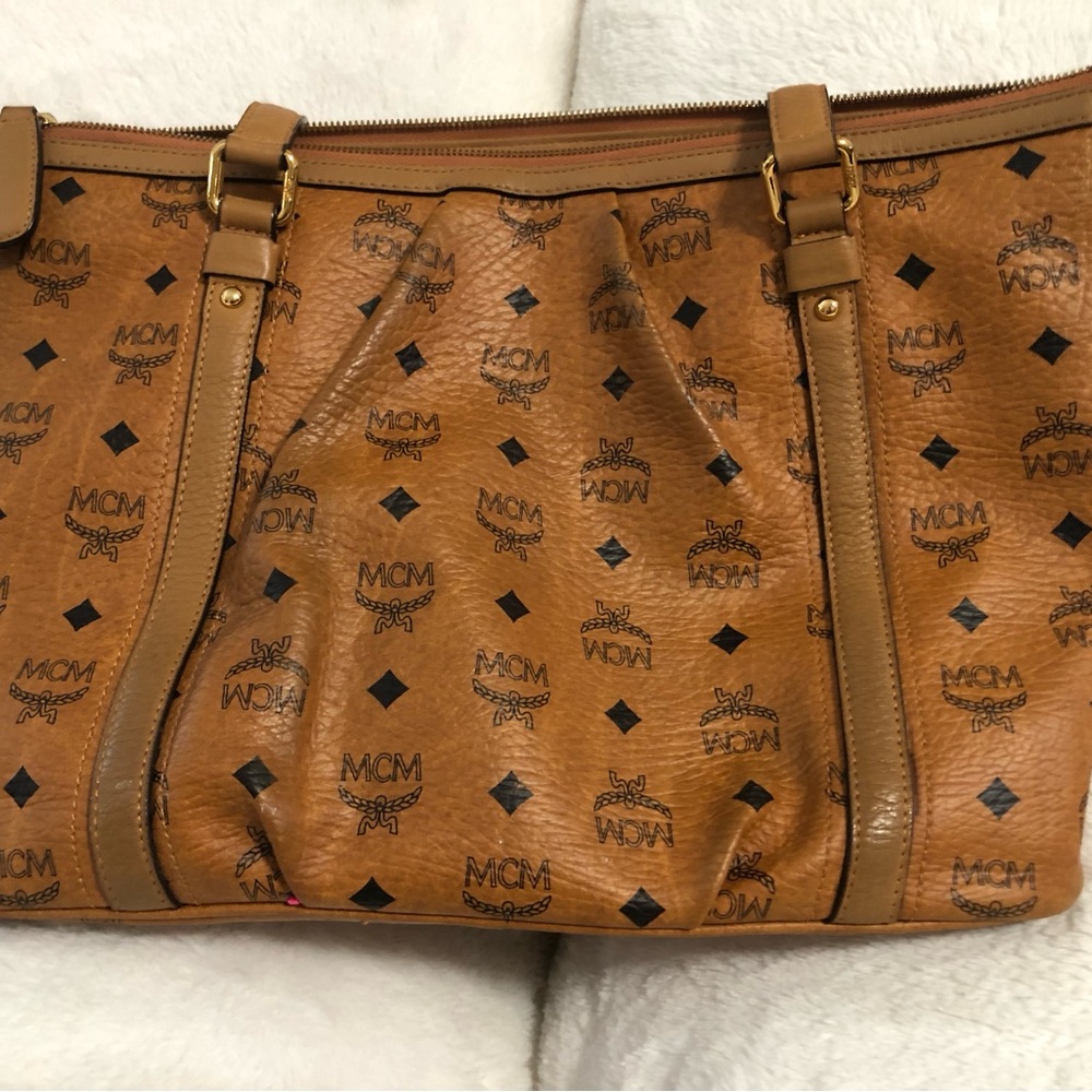 MCM Brown Visetos Shoulder Bag Pre-used.